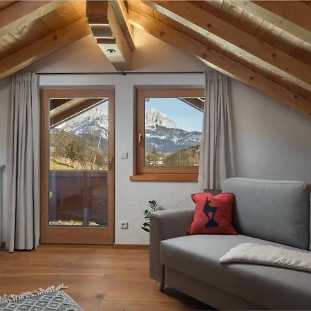 Na-home Kaiser Loft Apartment *